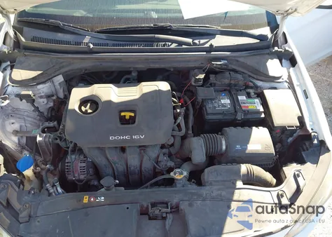 2017 Hyundai Elantra Se из США, поврежденный, VIN 5NPD84LF6HH020589